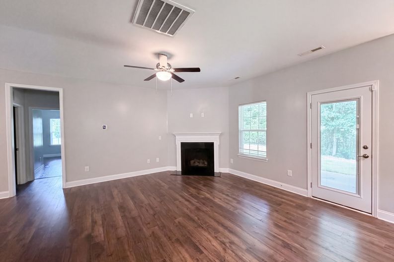 Photo 7 of 20 of 147 Allenton Way, Statesville, NC