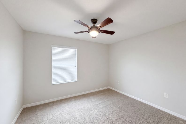 Photo 10 of 26 of 1308 Seburn Rd, Apopka, FL