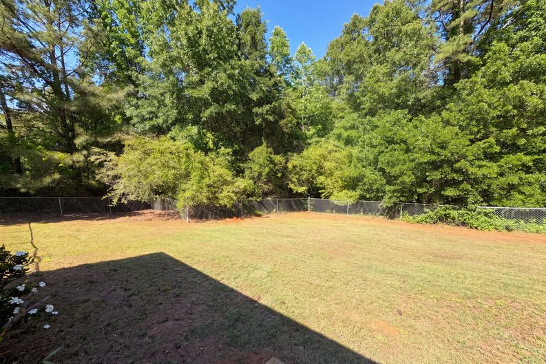 Photo 25 of 27 of 182 Livingston Ln, Covington, GA