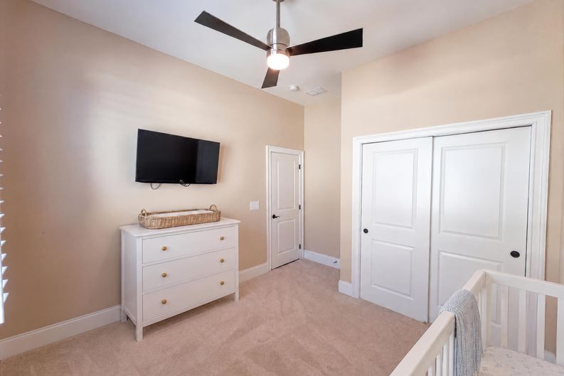 Photo 11 of 34 of 14629 Glen Valley Ct, Charlotte, NC