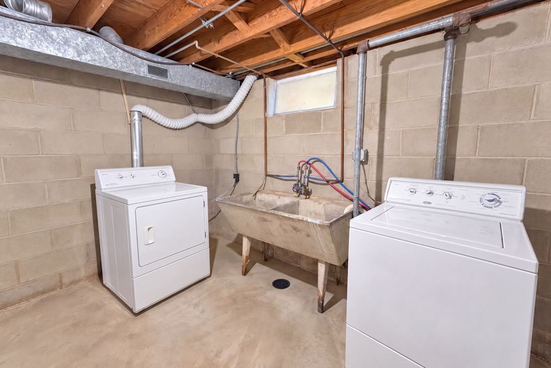 Photo 14 of 20 of 6679 Arthur St NE, Fridley, MN