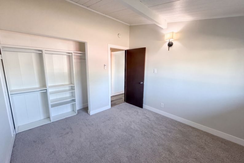Photo 9 of 14 of 8869 Tangelo Ave, Fontana, CA
