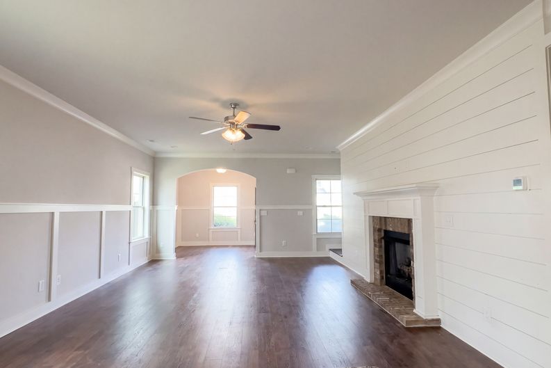 Photo 11 of 25 of 24 Silky Oak Cir SW, Huntsville, AL