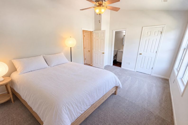 Photo 11 of 21 of 9514 Littleleaf Dr, Charlotte, NC