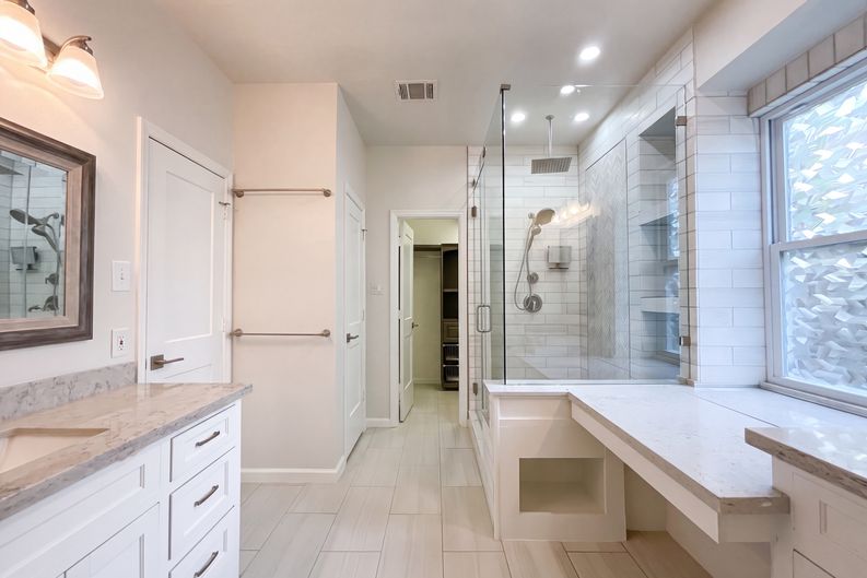 Photo 13 of 20 of 7107 Sweet Violet Trl, Humble, TX