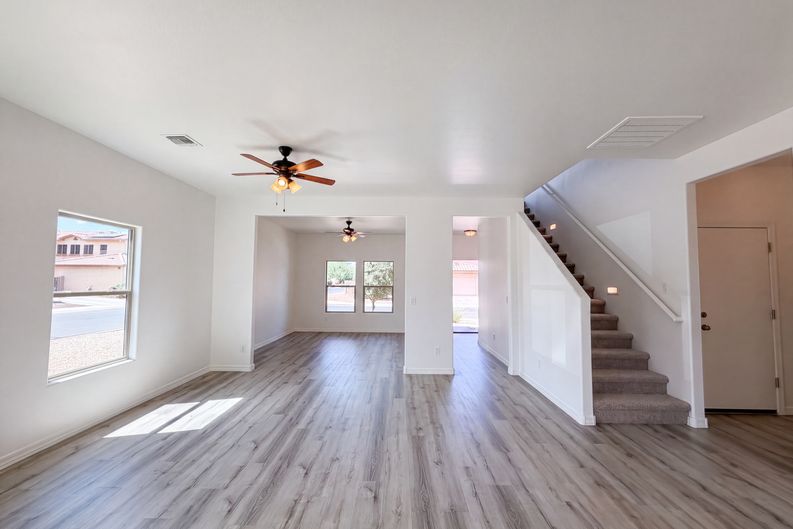 Photo 7 of 25 of 45433 W Sandhill Rd, Maricopa, AZ