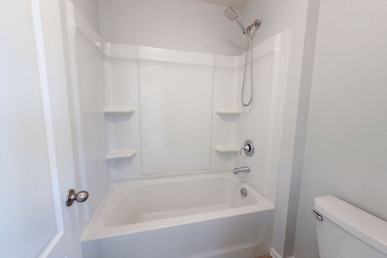 Photo 19 of 24 of 15128 Evergreen House Dr, Charlotte, NC