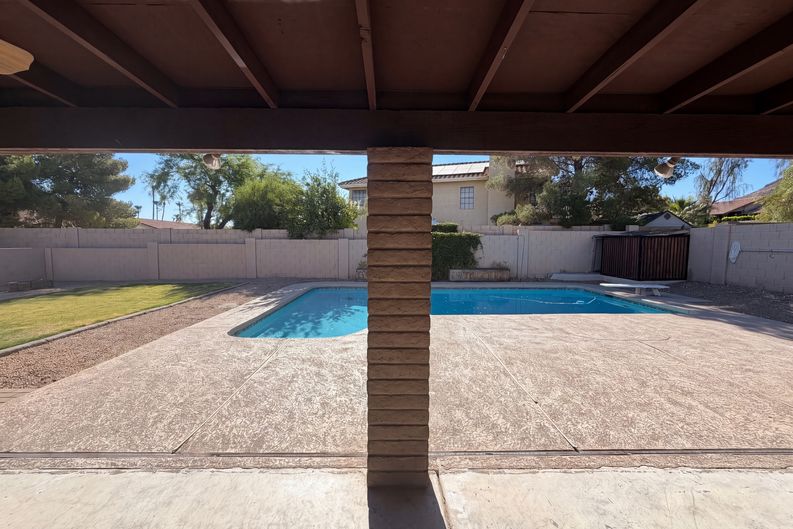 Photo 22 of 24 of 16207 N 11th Pl, Phoenix, AZ