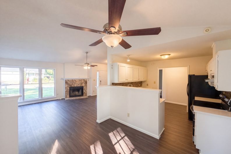 Photo 7 of 17 of 3117 Verdugo Dr, Raleigh, NC