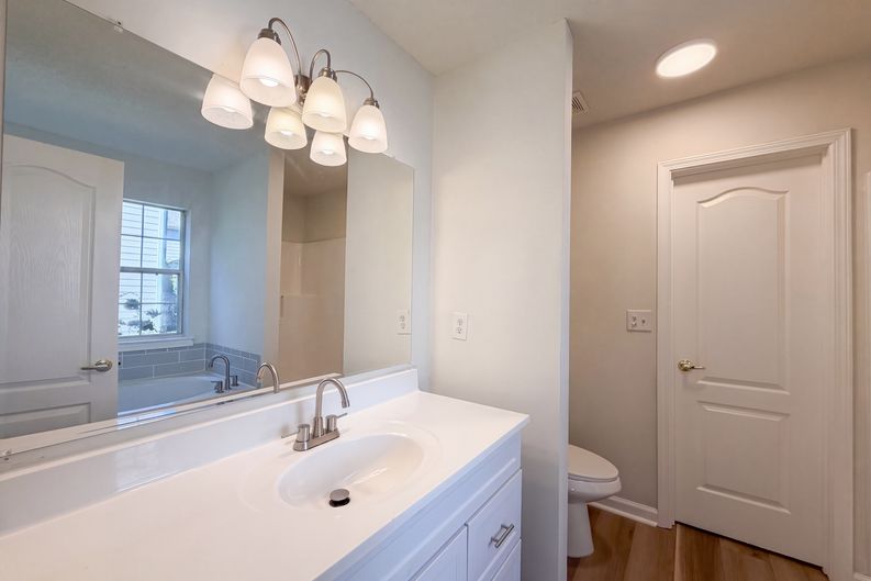 Photo 19 of 26 of 105 Nanci Ct, Stockbridge, GA