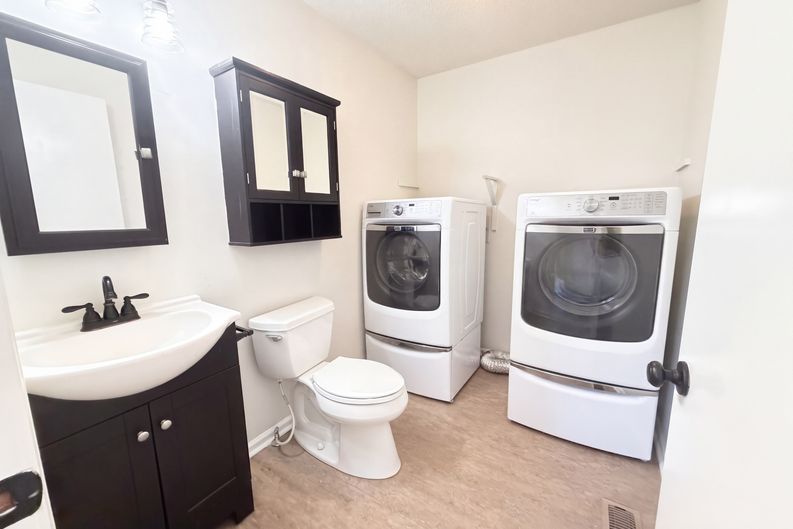 Photo 18 of 23 of 1819 Bourne Cir, Clarksville, TN