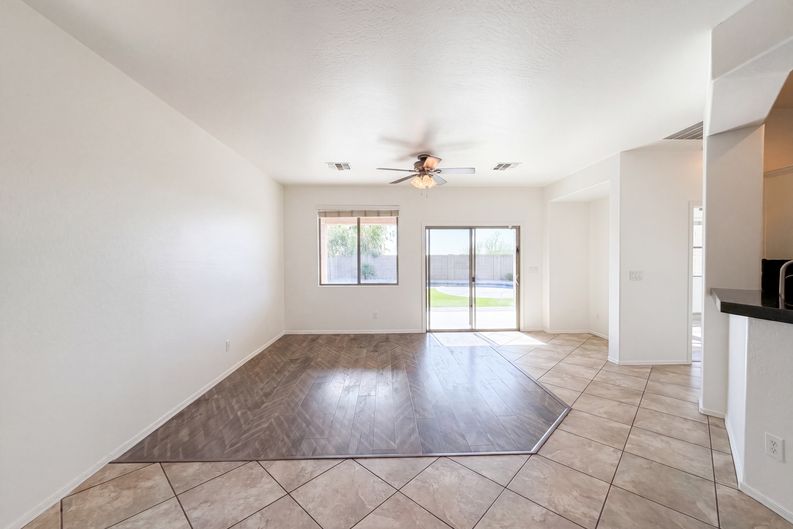 Photo 3 of 25 of 38034 N Hudson Trl, Anthem, AZ