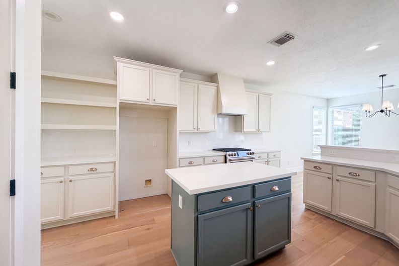 Photo 30 of 38 of 11314 Sailwing Creek Ct, Pearland, TX