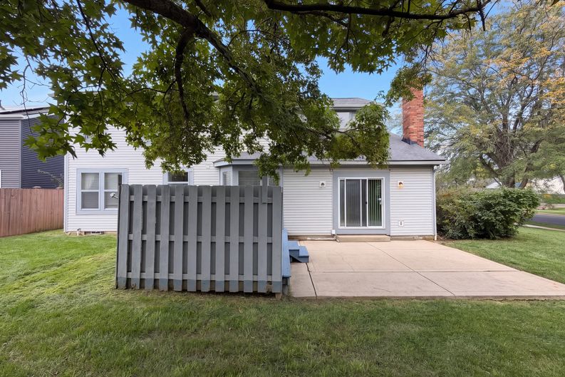 Photo 8 of 32 of 5357 Carina Ct, Hilliard, OH