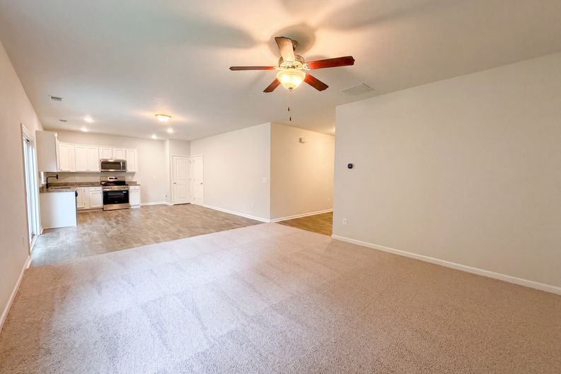 Photo 9 of 27 of 8618 Blair Ct, Douglasville, GA