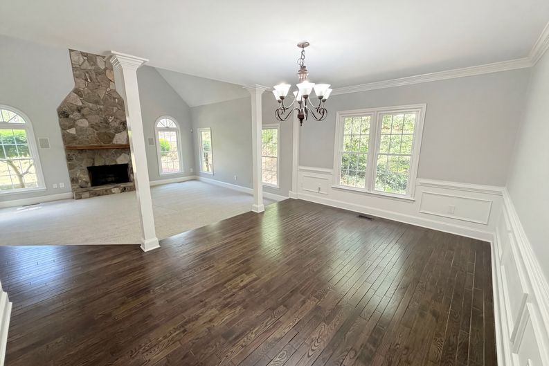 Photo 12 of 58 of 984 Forest Pond Ct, Marietta, GA