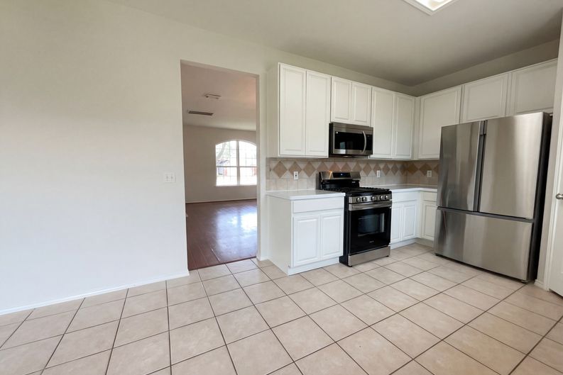 Photo 11 of 22 of 11919 Leaf Oak Dr, Houston, TX