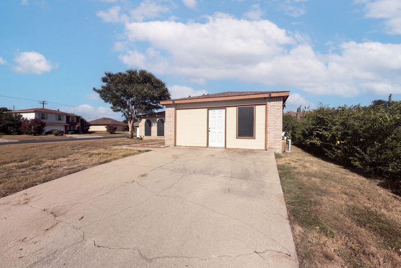 Photo 18 of 21 of 4609 Oxford Dr, Killeen, TX