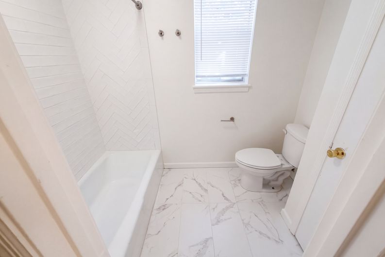 Photo 23 of 27 of 2024 Montreat Pkwy, Vestavia Hills, AL