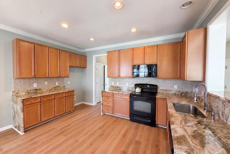 Photo 13 of 16 of 4034 Patriot Ridge Ct, Raleigh, NC