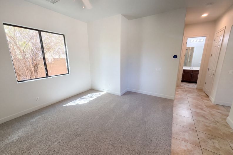 Photo 9 of 23 of 16148 W Glenrosa Ave, Goodyear, AZ