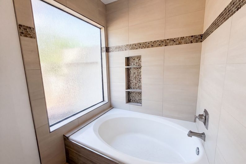 Photo 19 of 40 of 15408 Glentree Rd, Valley Center, CA