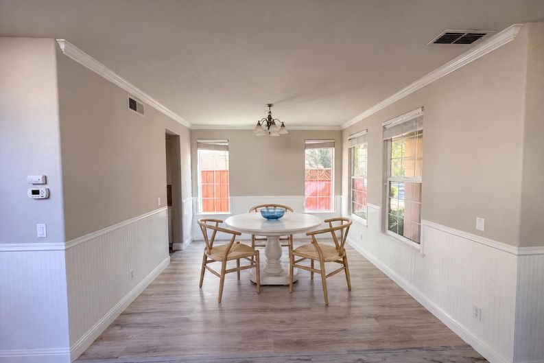 Photo 6 of 45 of 166 S Caballo St, Tracy, CA