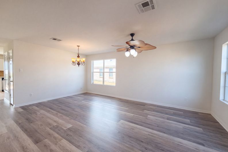 Photo 27 of 31 of 2408 Mikulec Dr, Killeen, TX