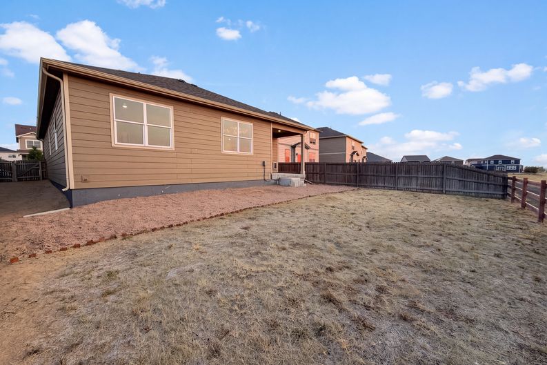 Photo 35 of 38 of 2341 Mountain Sky Dr, Fort Lupton, CO