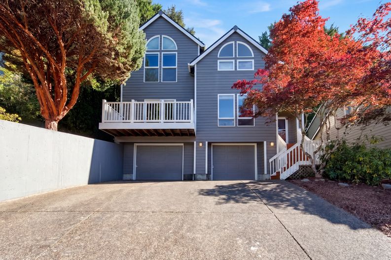 Photo 33 of 41 of 8932 SW 149th Pl, Beaverton, OR