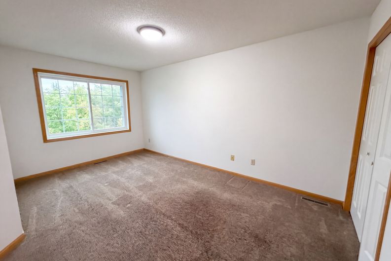 Photo 5 of 21 of 214 Christenson Way NE, Fridley, MN