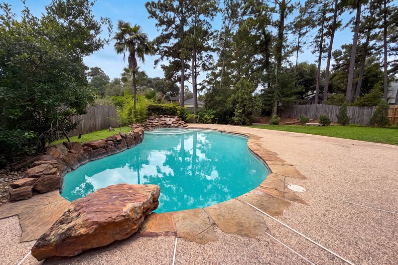 Photo 23 of 27 of 6127 Willowcrest Ct, Spring, TX