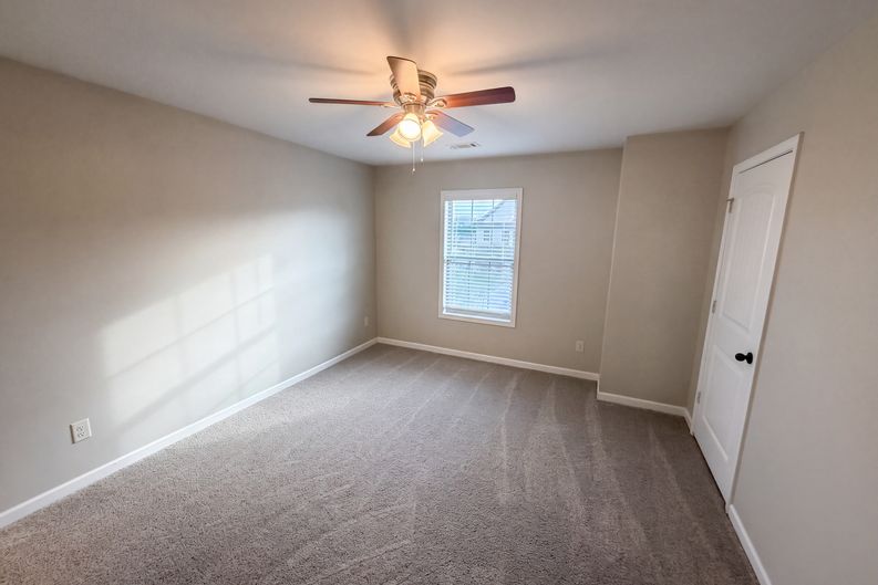 Photo 11 of 24 of 2772 Bluestone Dr SW, Atlanta, GA