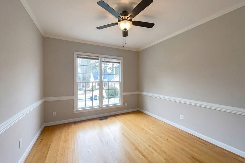 Photo 6 of 17 of 6412 Pleasant Creek Ct, Raleigh, NC