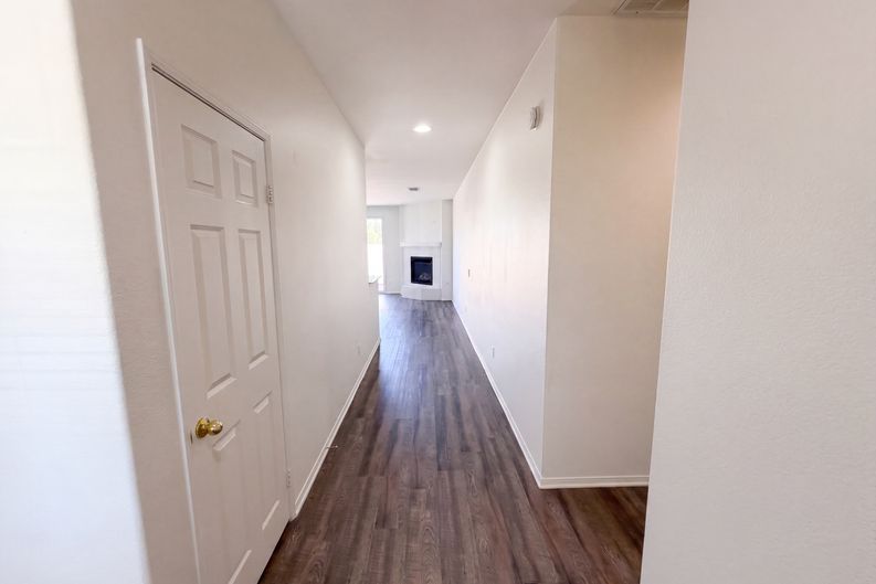Photo 19 of 32 of 38129 Floricita St, Murrieta, CA