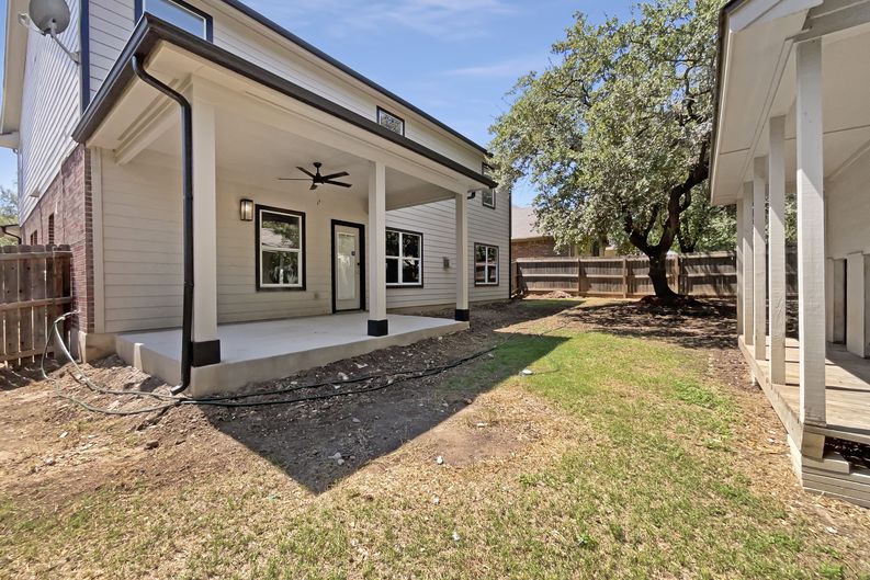 Photo 8 of 29 of 4318 James Bowie, San Antonio, TX