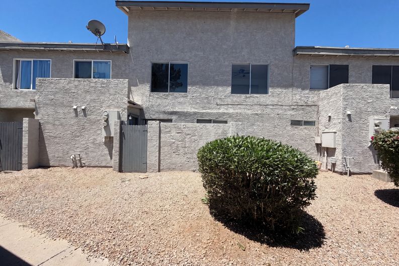 Photo 5 of 19 of 19601 N 7th St, Phoenix, AZ