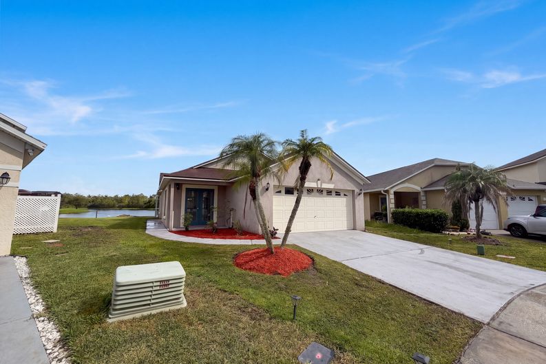 Photo 25 of 38 of 225 Southbridge Cir, Kissimmee, FL