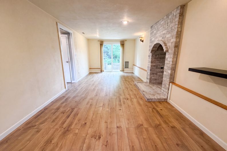 Photo 9 of 22 of 11530 SW Tigard Dr, Portland, OR