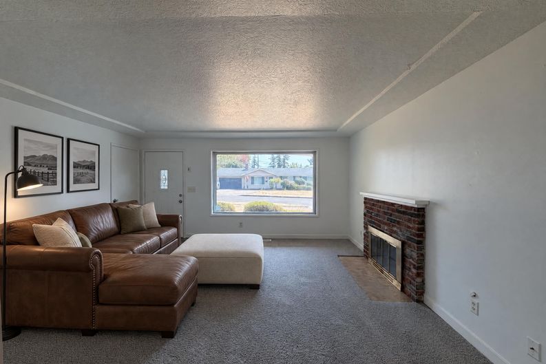 Photo 6 of 21 of 465 SW 139th Ave, Beaverton, OR