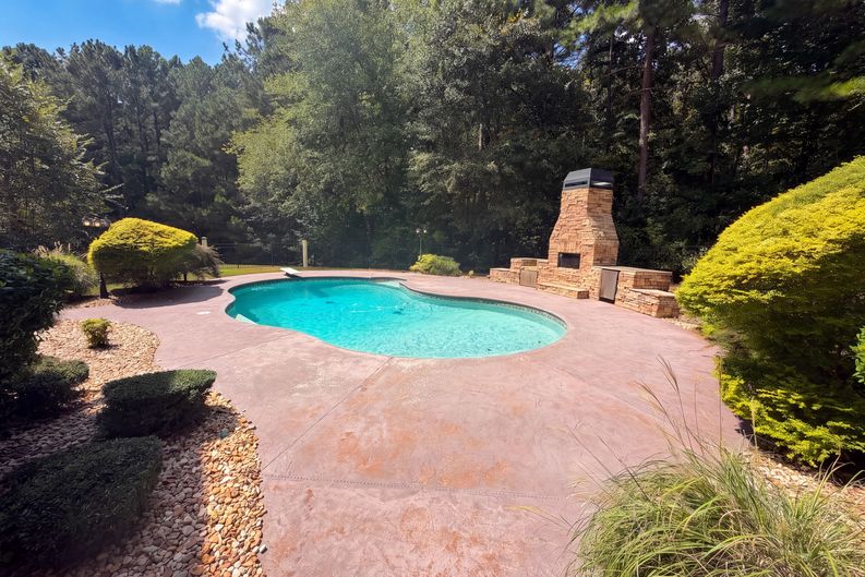 Photo 27 of 31 of 109 Jolie Ln, Sharpsburg, GA