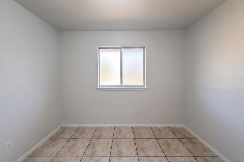 Photo 8 of 19 of 507 Abu Bakar Dr, Killeen, TX