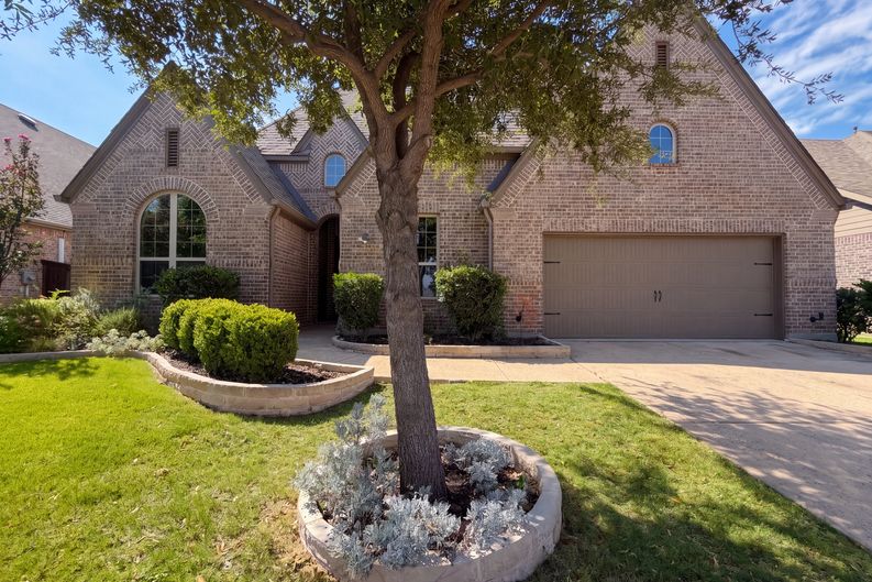 Photo 32 of 37 of 16204 Cullen Park Way, Prosper, TX