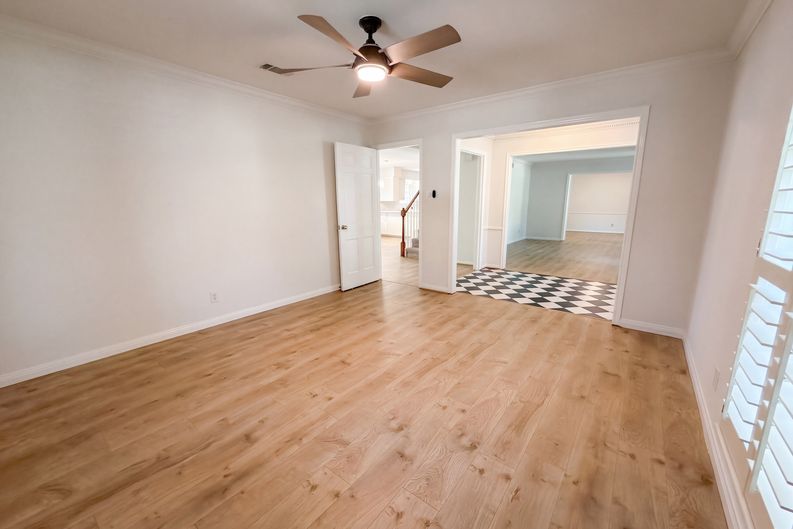 Photo 13 of 34 of 6411 Bayonne Dr, Spring, TX
