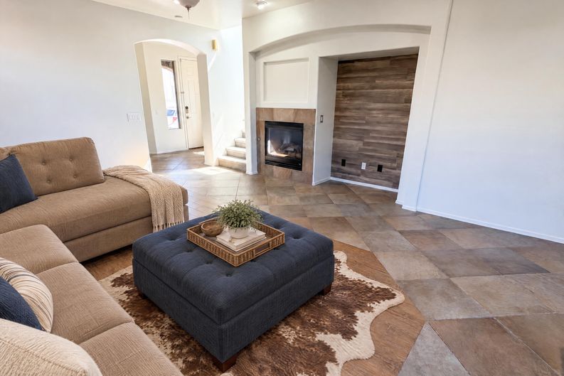 Photo 11 of 40 of 2513 W Florentine Rd, Phoenix, AZ