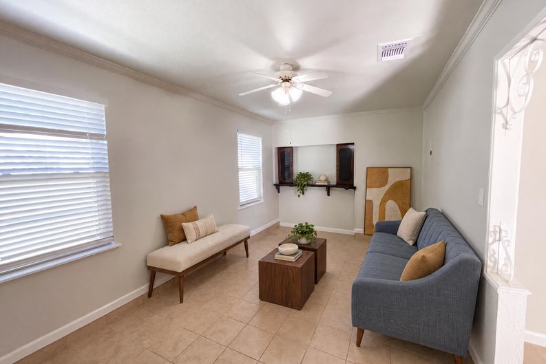 Photo 8 of 19 of 403 Samuel St, San Antonio, TX