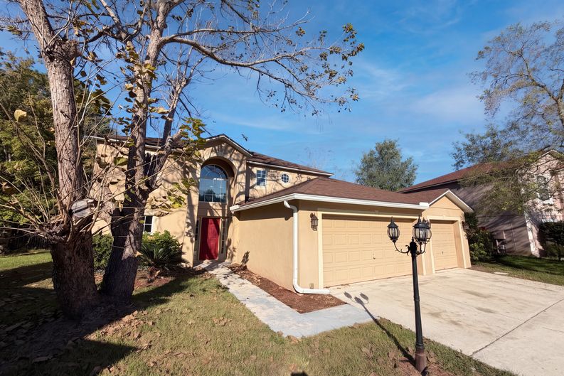 Photo 30 of 34 of 8215 Foxdale Dr, Jacksonville, FL