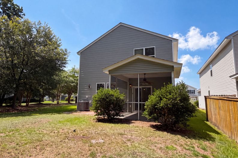 Photo 5 of 28 of 252 Cameron St, Summerville, SC