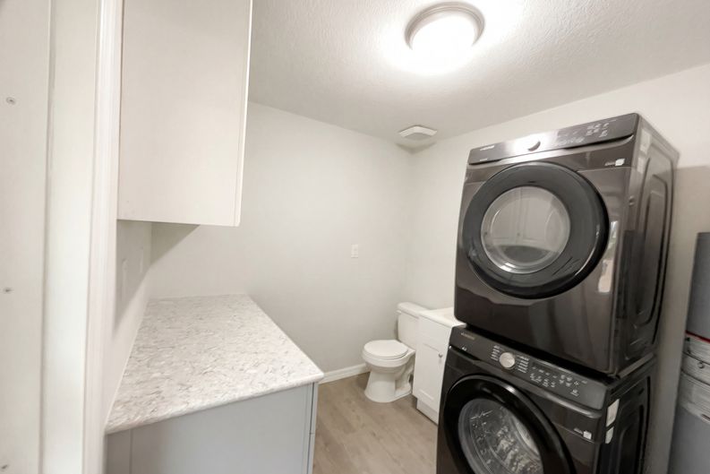 Photo 12 of 21 of 806 Wedgewood Dr, Mount Dora, FL