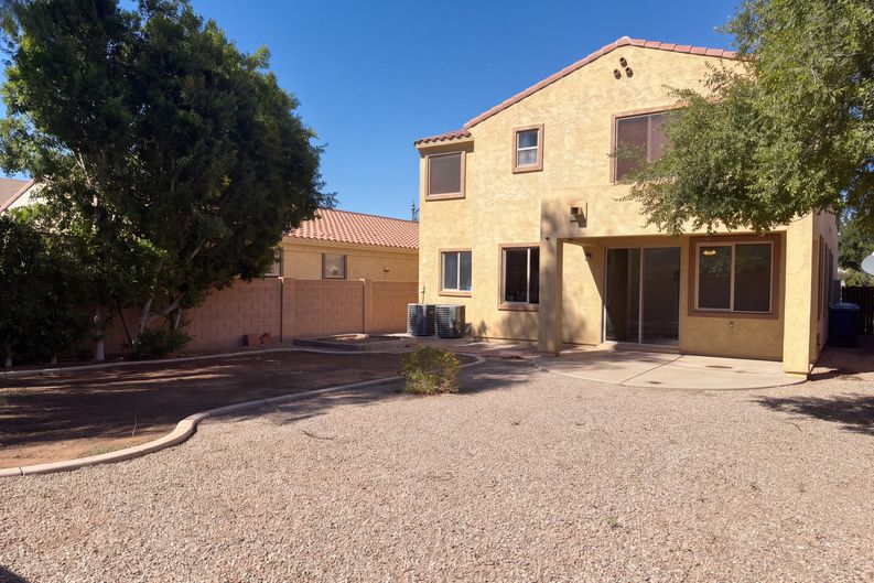 Photo 4 of 47 of 3551 E Constitution Dr, Gilbert, AZ